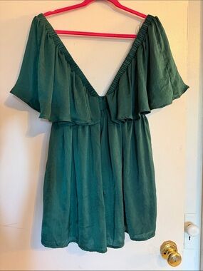 Blue Blush Green Flutter Sleeve Romper Medium Deep V Neck Boho Playsuit